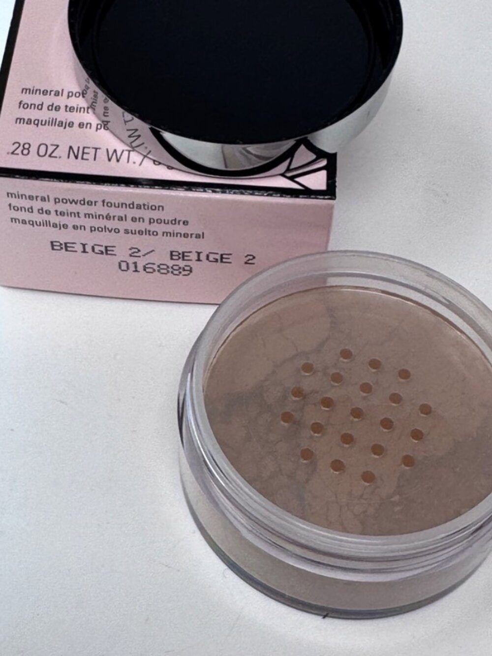 Mary Kay Mineral Powder Foundation   Color: Beige 2 NEW